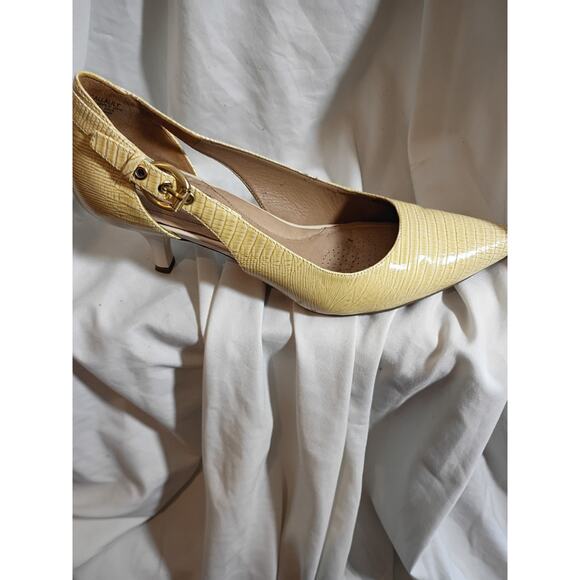 Circa Joan And David Heels Yellow Reptile Buckle Accent Kitten Heels Sz 10 M... - Picture 6 of 13